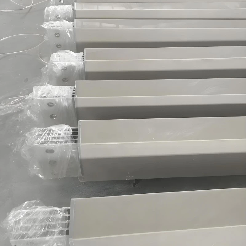 Täysin suljettu hartsivalettu vedenpitävä väylä